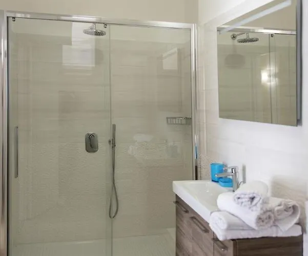 A.i.r. Oda ve Kahvaltı 2*